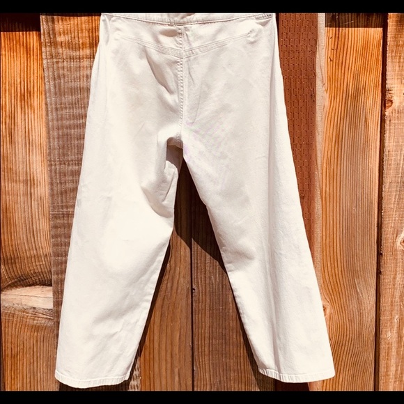 Calvin Klein Capris Khakis. Sz 8 - Picture 2 of 7